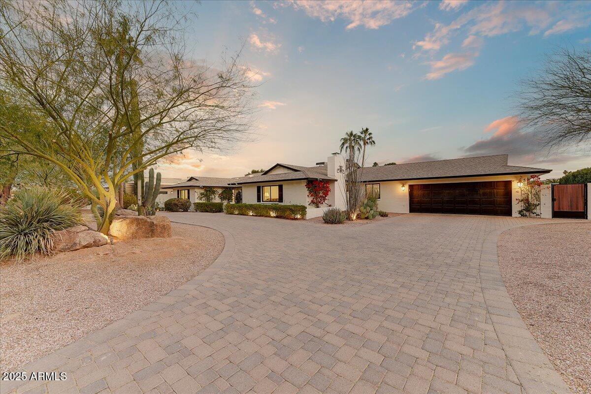 6323 E GOLD DUST Avenue