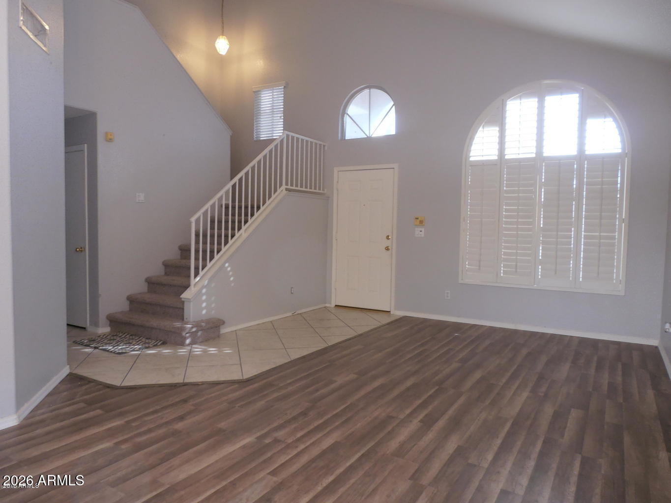 1312 W LIBBY Street
