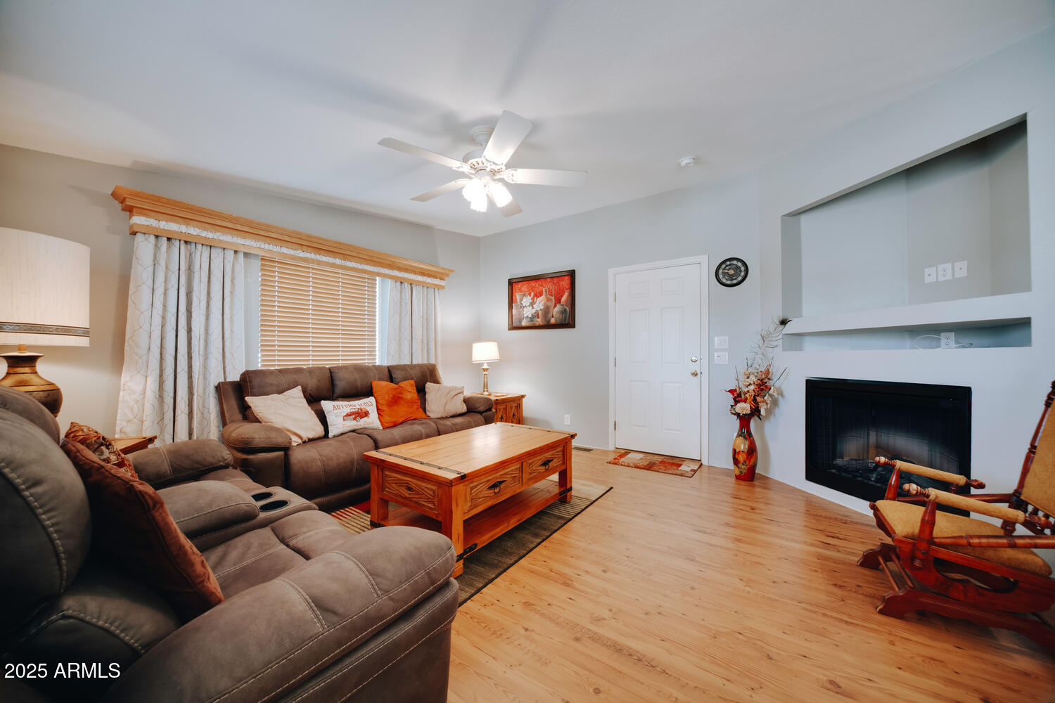17200 W BELL Road 1048