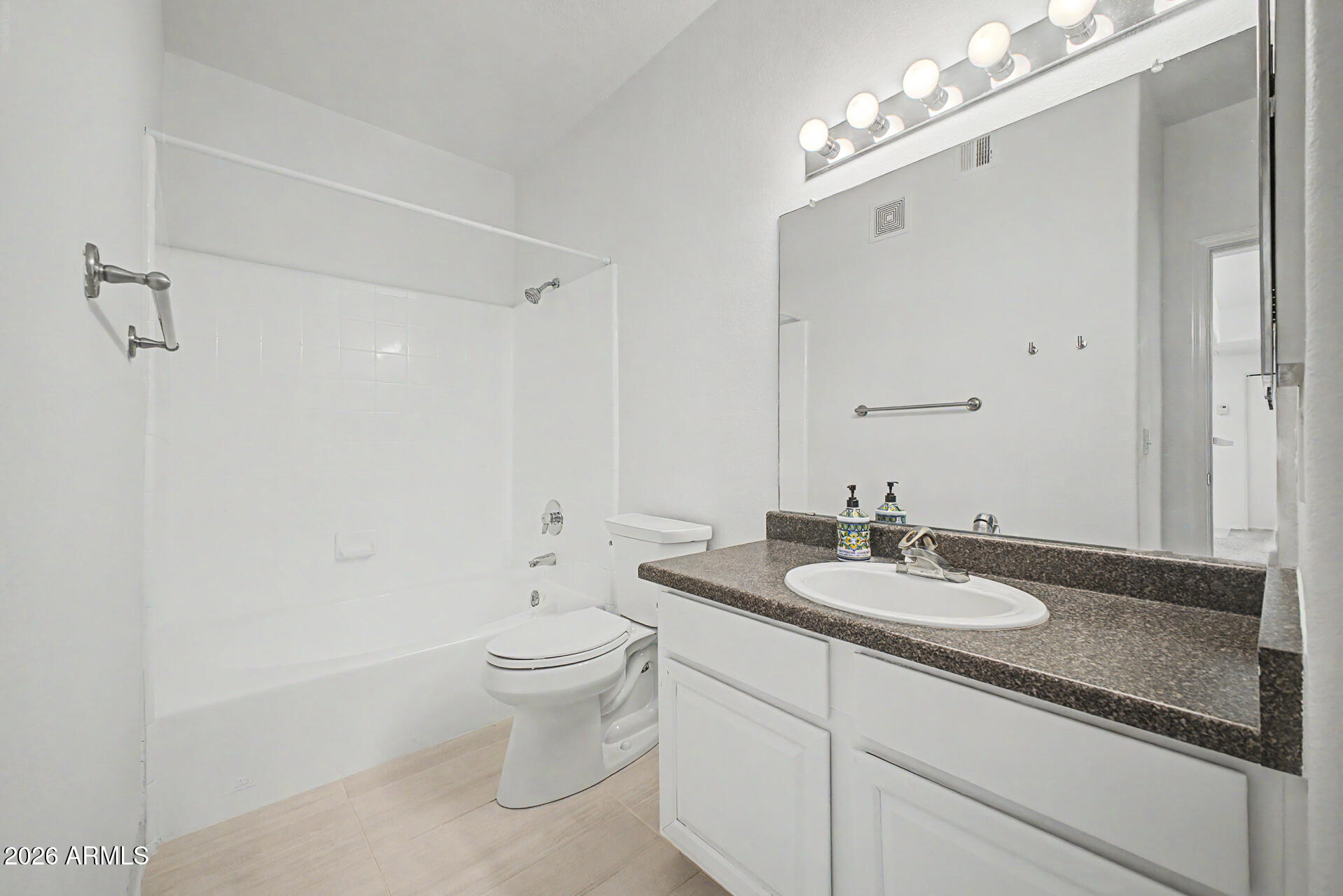 FOUR PEAKS VISTA CONDOMINIUM - Residential