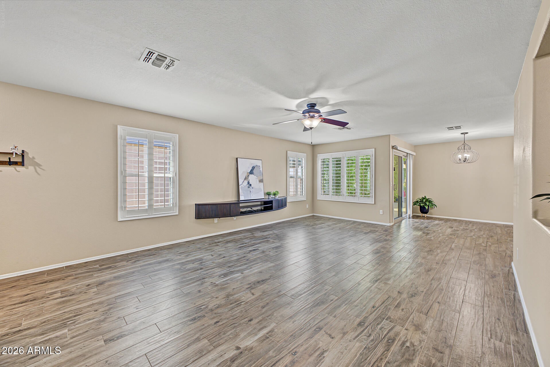 1706 W WILDWOOD Drive