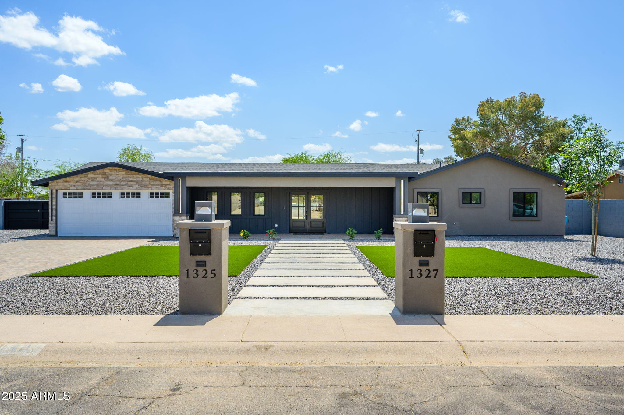 1325 E BELMONT Avenue