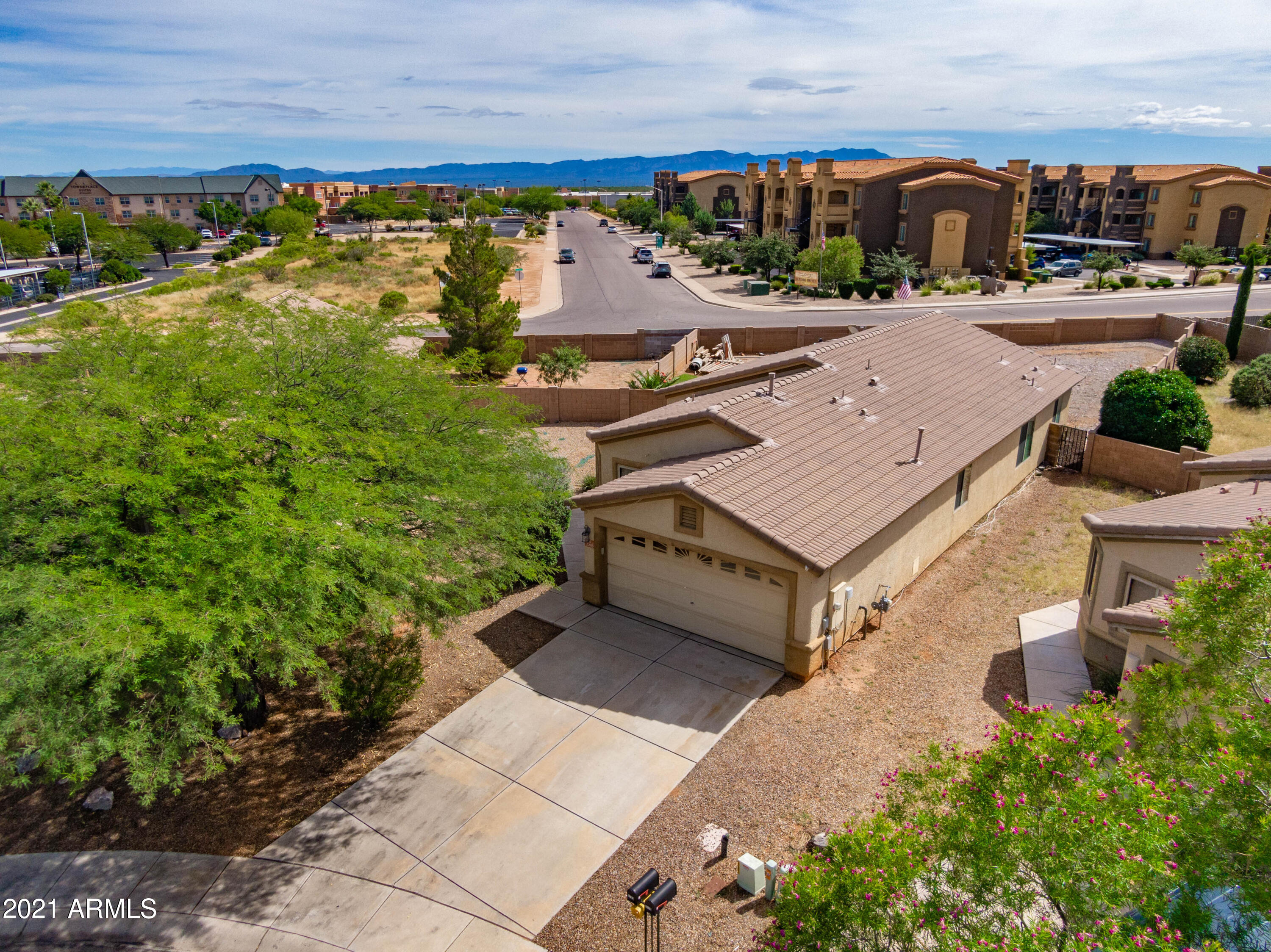 COPPER POINTE - Residential