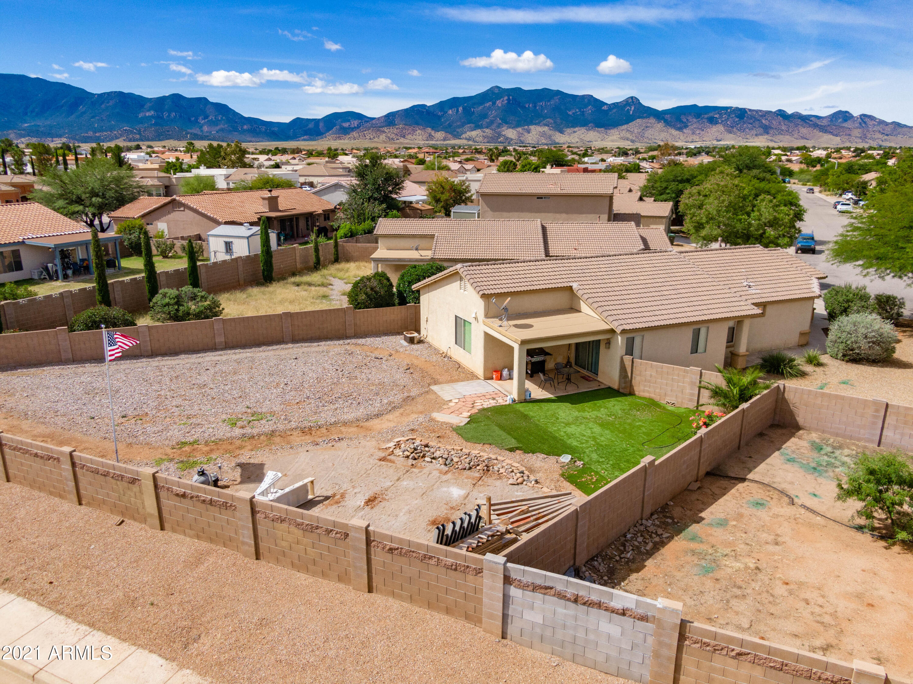 COPPER POINTE - Residential