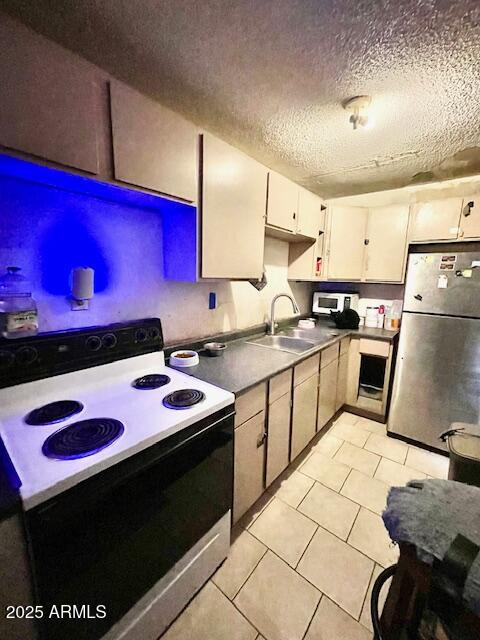 Homes 4 1137 W MOHAVE Street