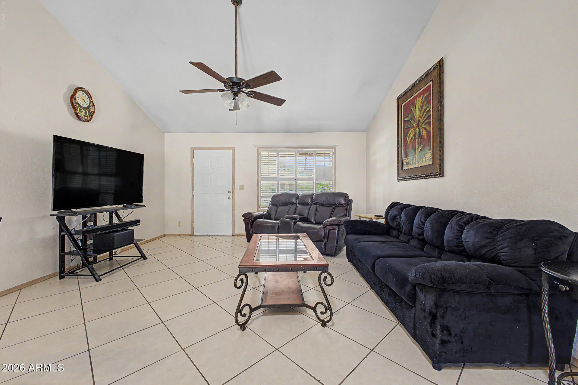 1409 E STEPHENS Drive