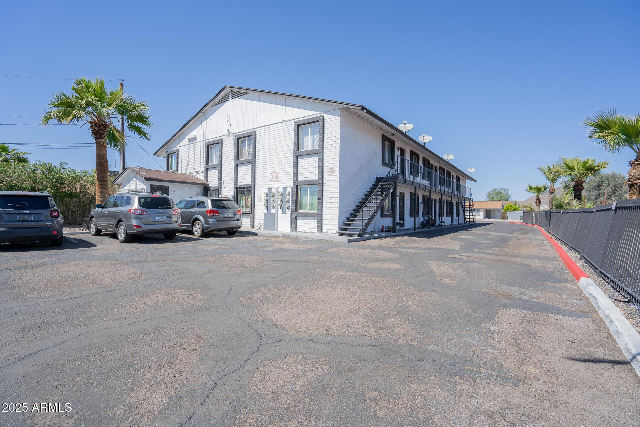 1703 W MOUNTAIN VIEW Road 15