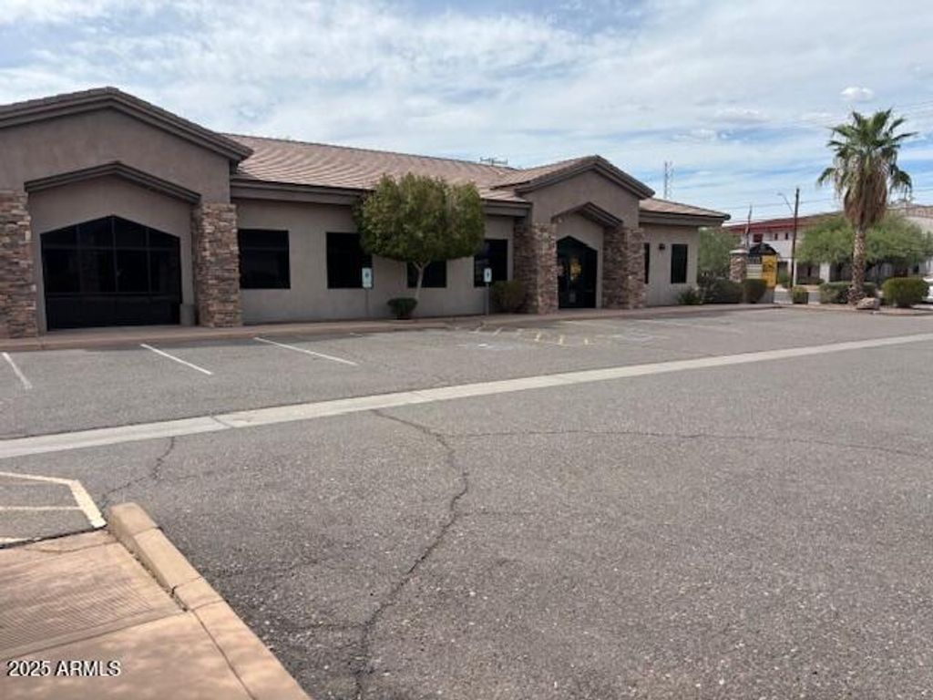 Photo of 251 E Cottonwood Lane, Casa Grande, AZ 85122 (MLS # 6915760)