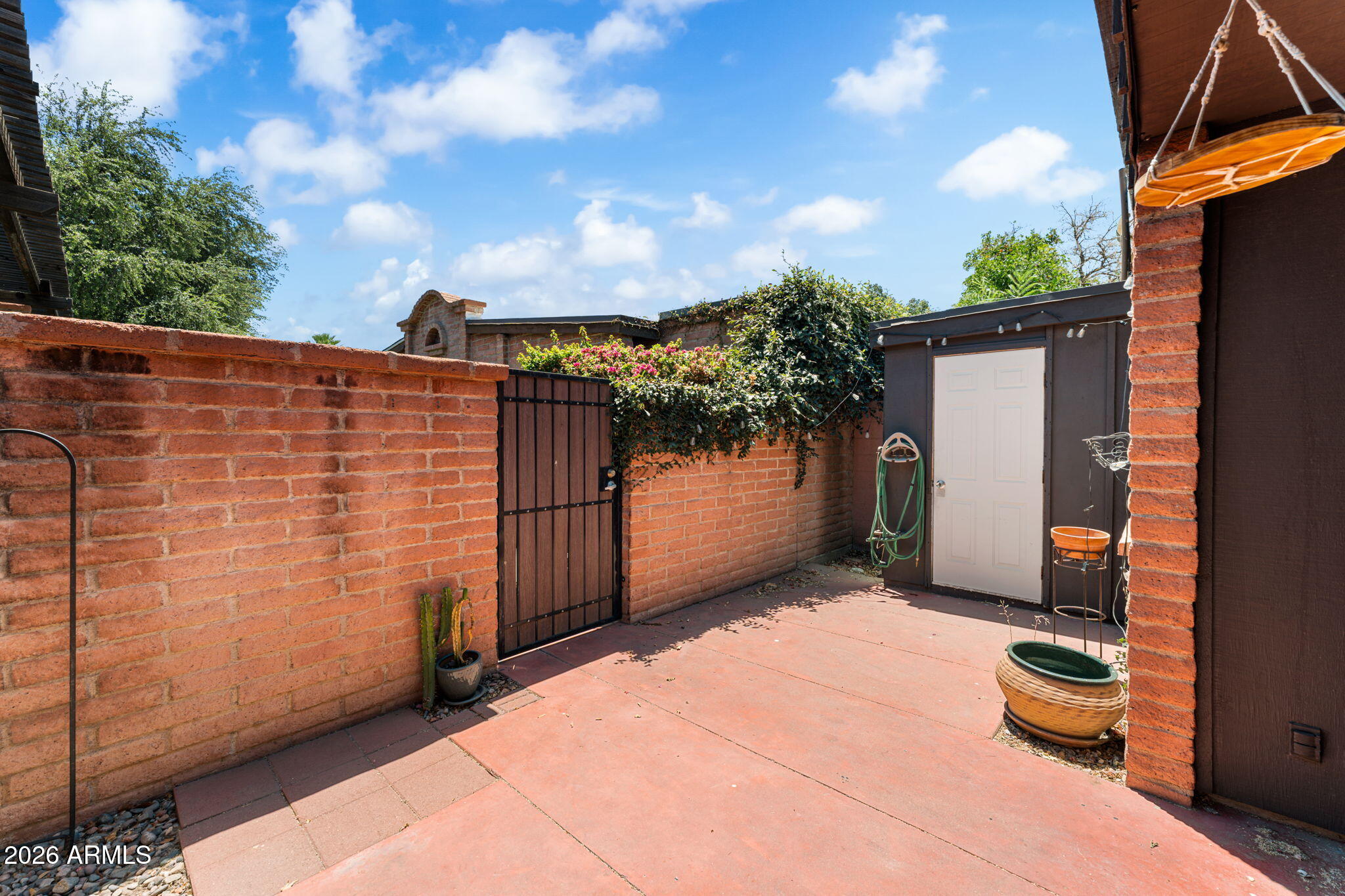 SPANISH GARDENS 1 - Residential