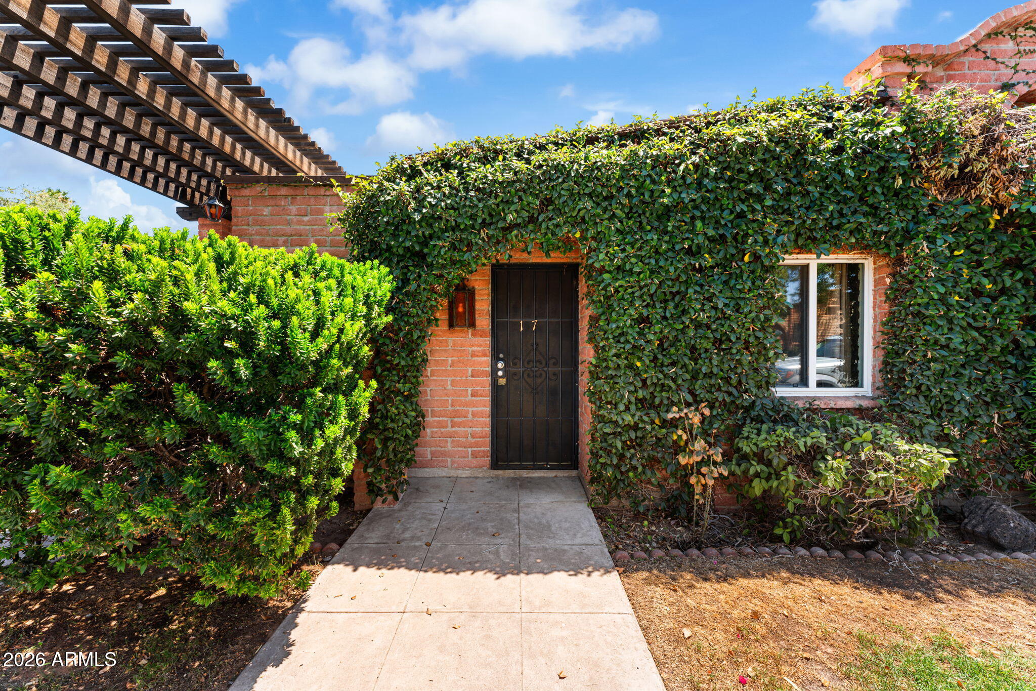SPANISH GARDENS 1 - Residential