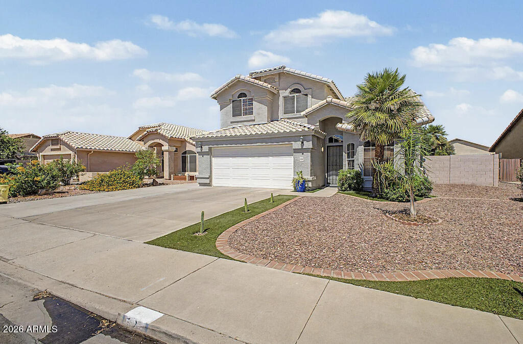 524 W NARANJA Avenue