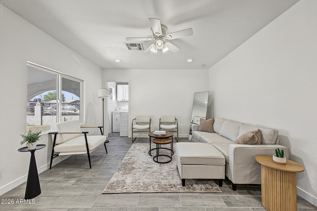 Photo of 3224 W Cypress Street, Phoenix, AZ 85009 (MLS # 7095051)