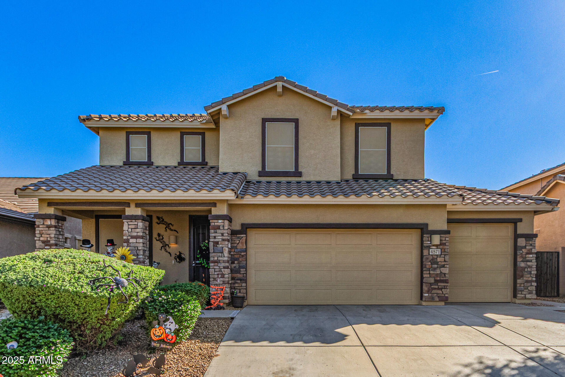 Homes for Sale in Queen Creek Arizona 1 4571 W MAGGIE Drive