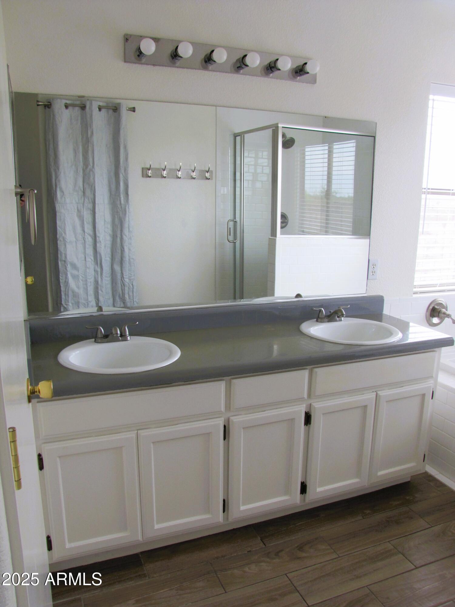 CHAPARRAL VILLAGE SOUTH PHASE B - Residential Lease
