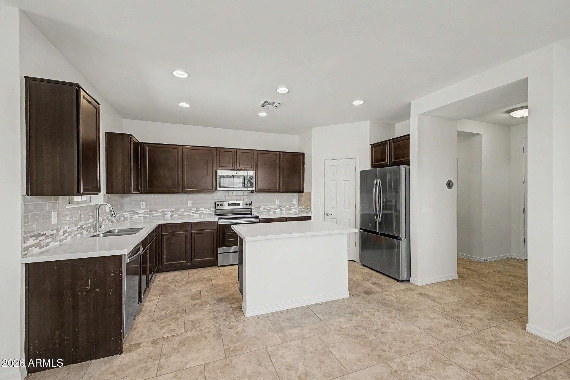 1587 W MARLIN Drive
