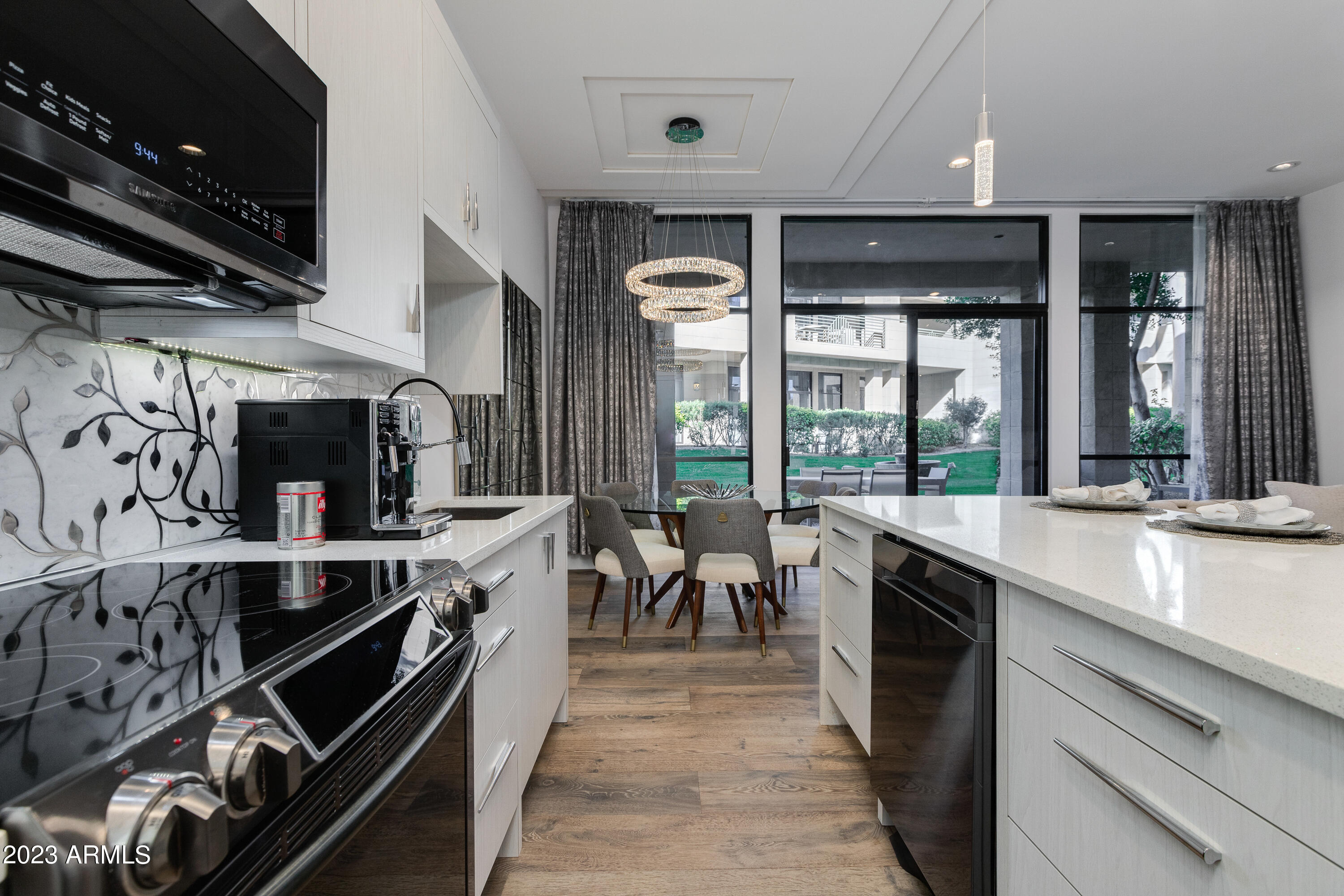 2802 E CAMINO ACEQUIA Drive 7