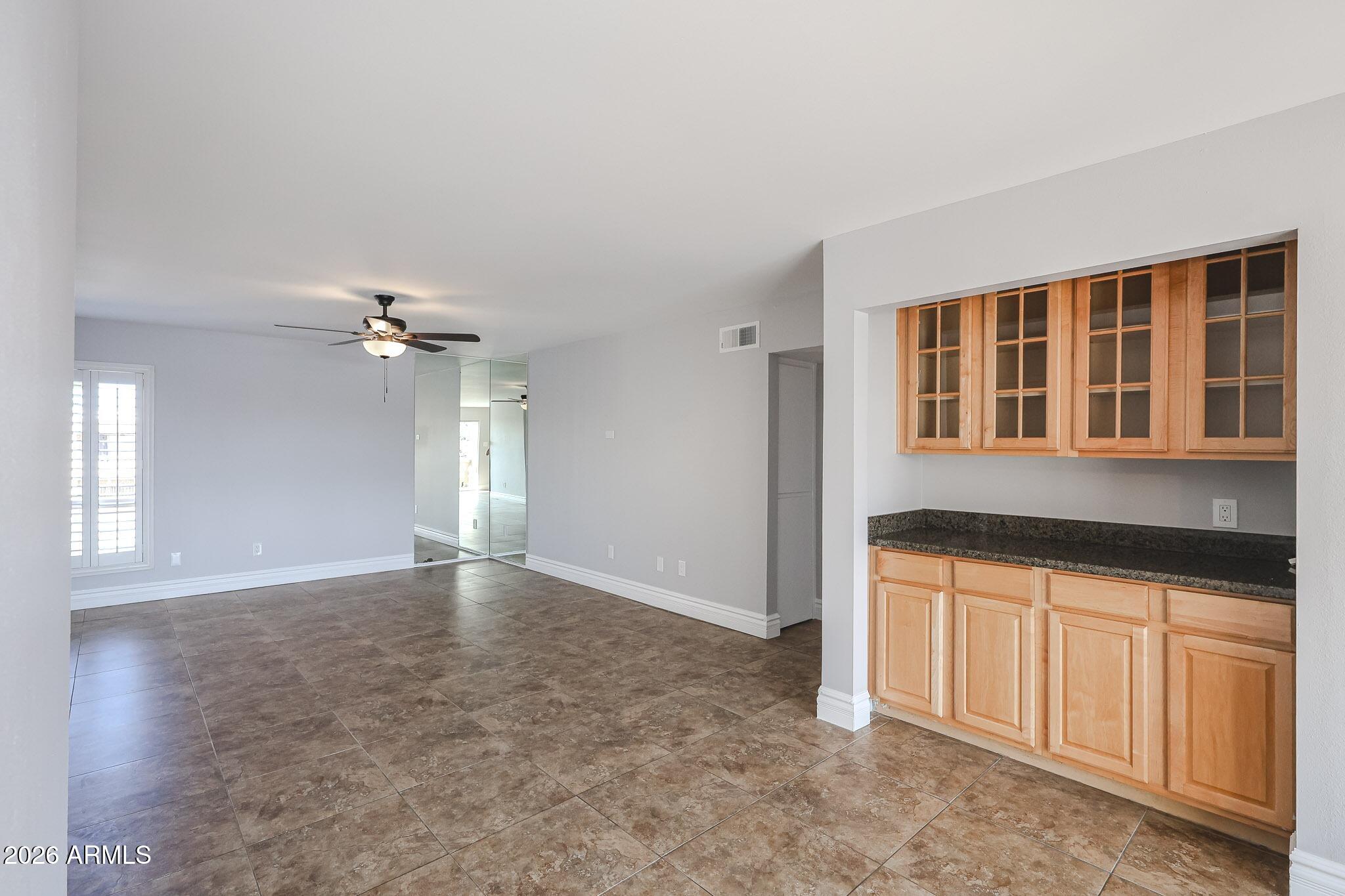 4950 N MILLER Road 212