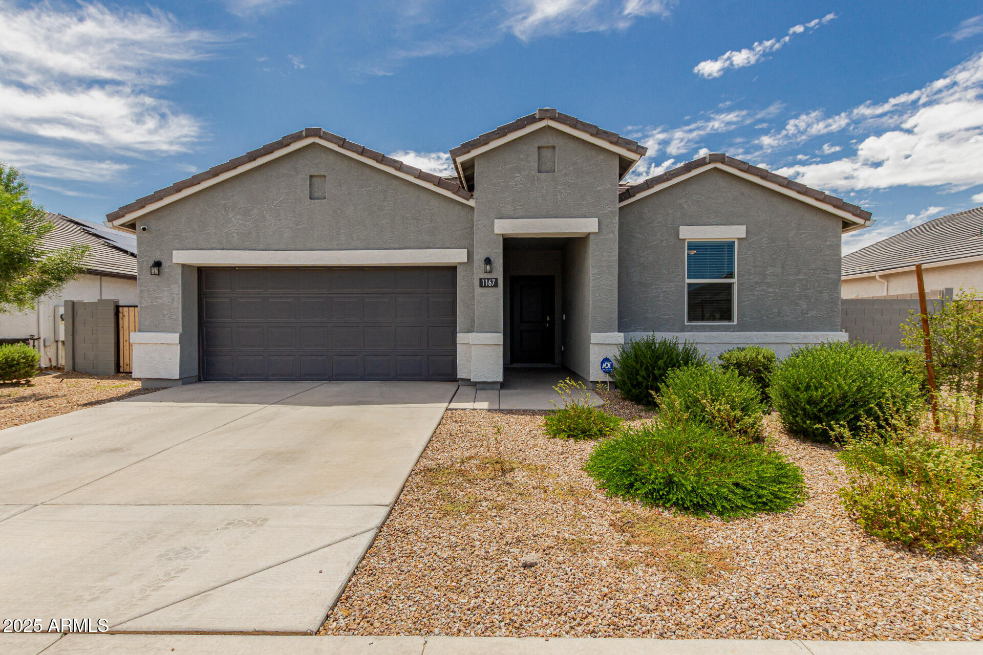 1167 W CASTLE Court