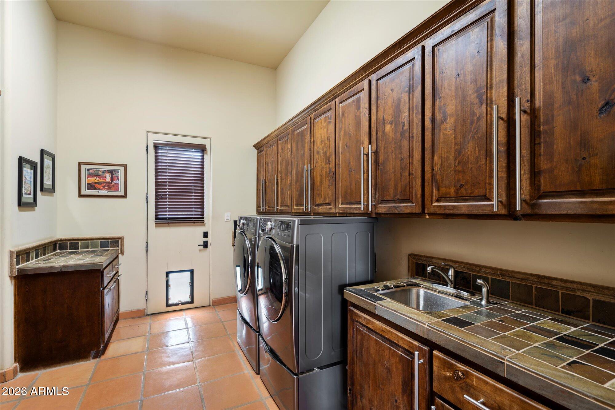 DIAMOND POINT AT LAS SENDAS MOUNTAIN - Residential