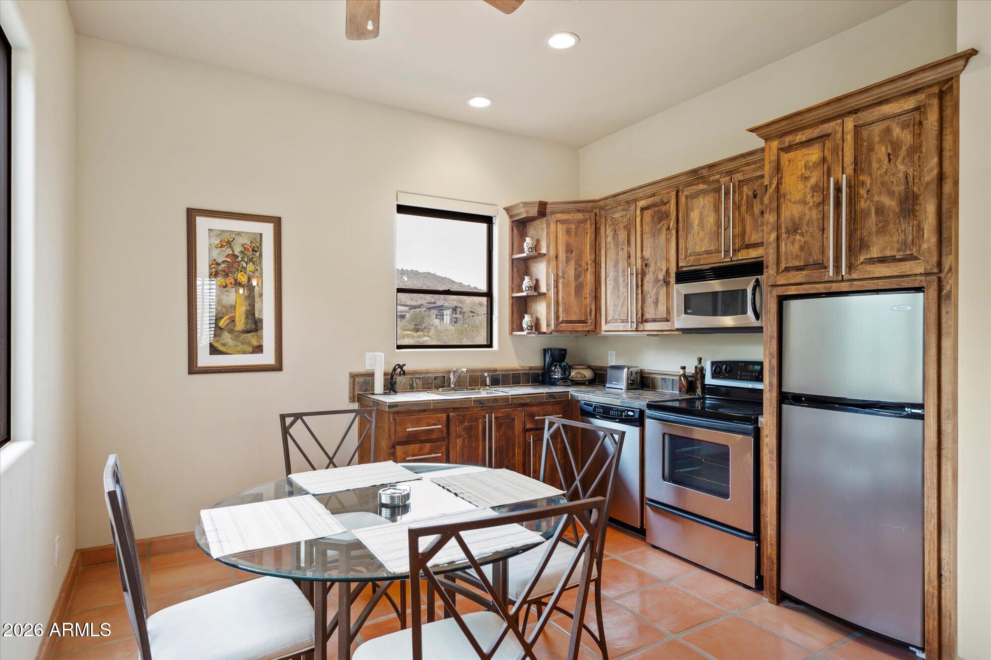 DIAMOND POINT AT LAS SENDAS MOUNTAIN - Residential