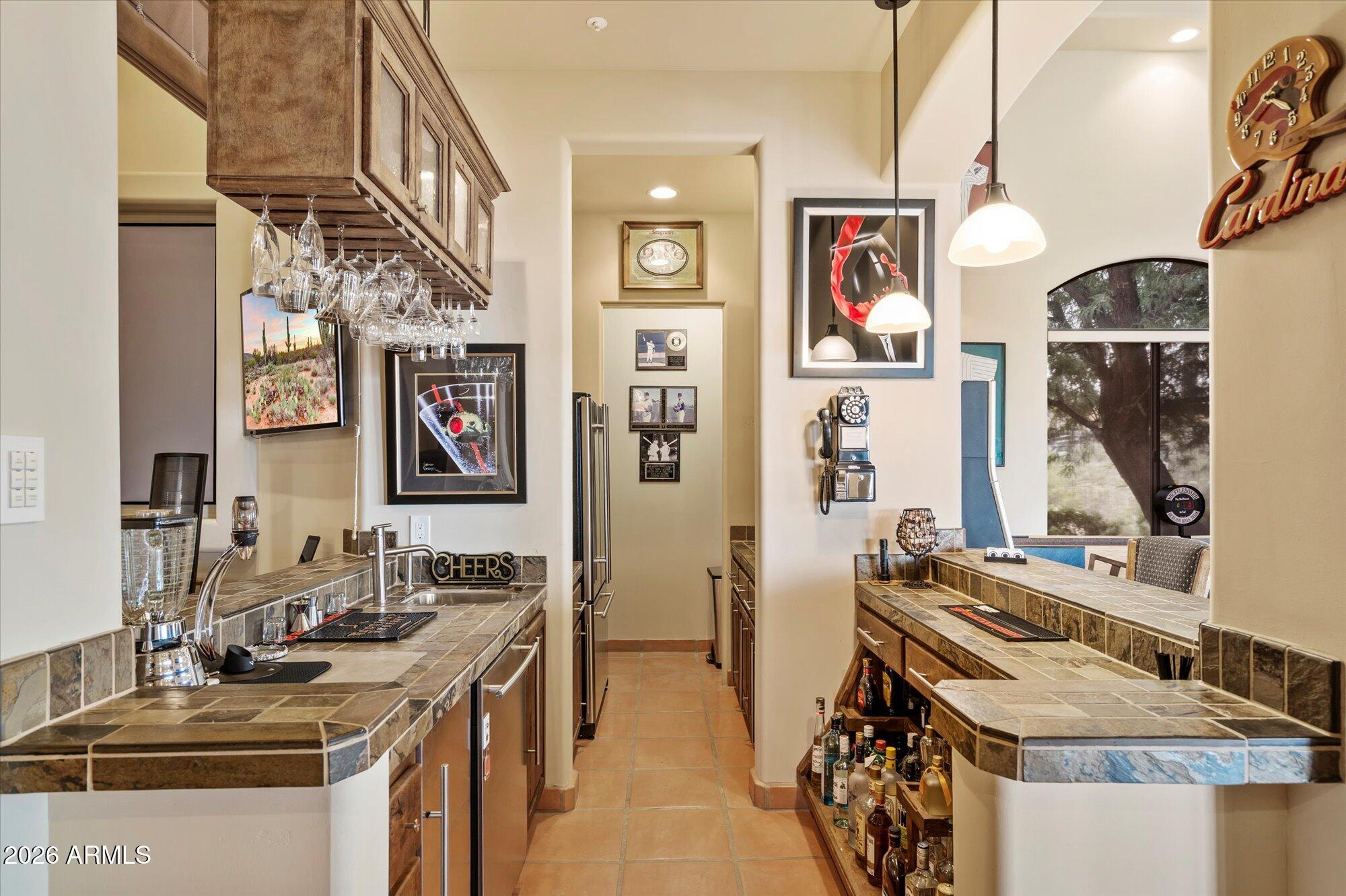 DIAMOND POINT AT LAS SENDAS MOUNTAIN - Residential