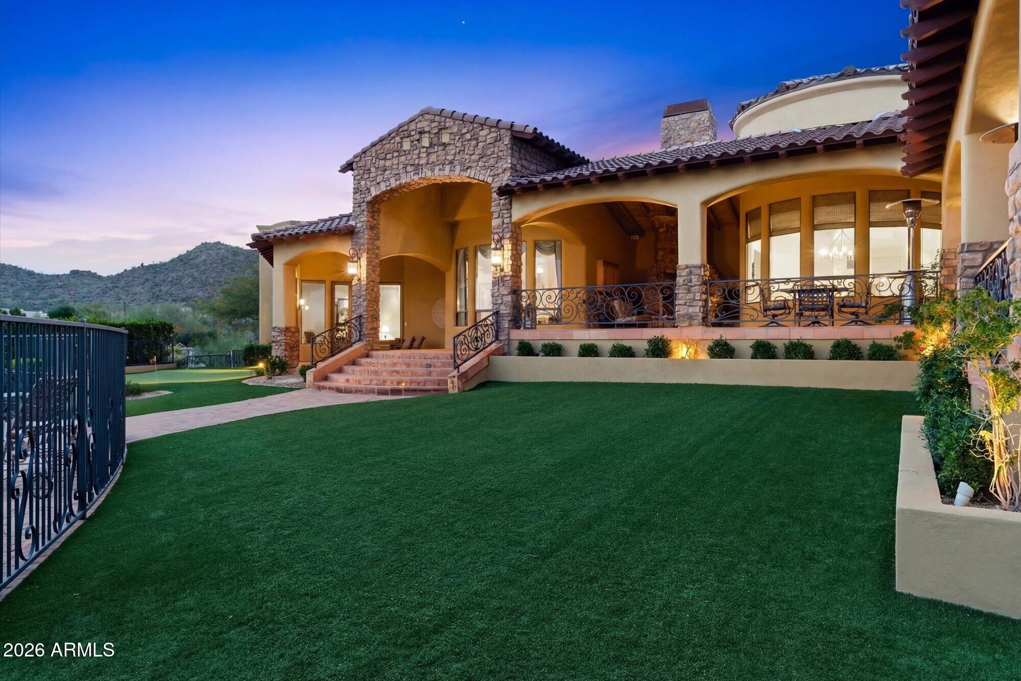 DIAMOND POINT AT LAS SENDAS MOUNTAIN - Residential