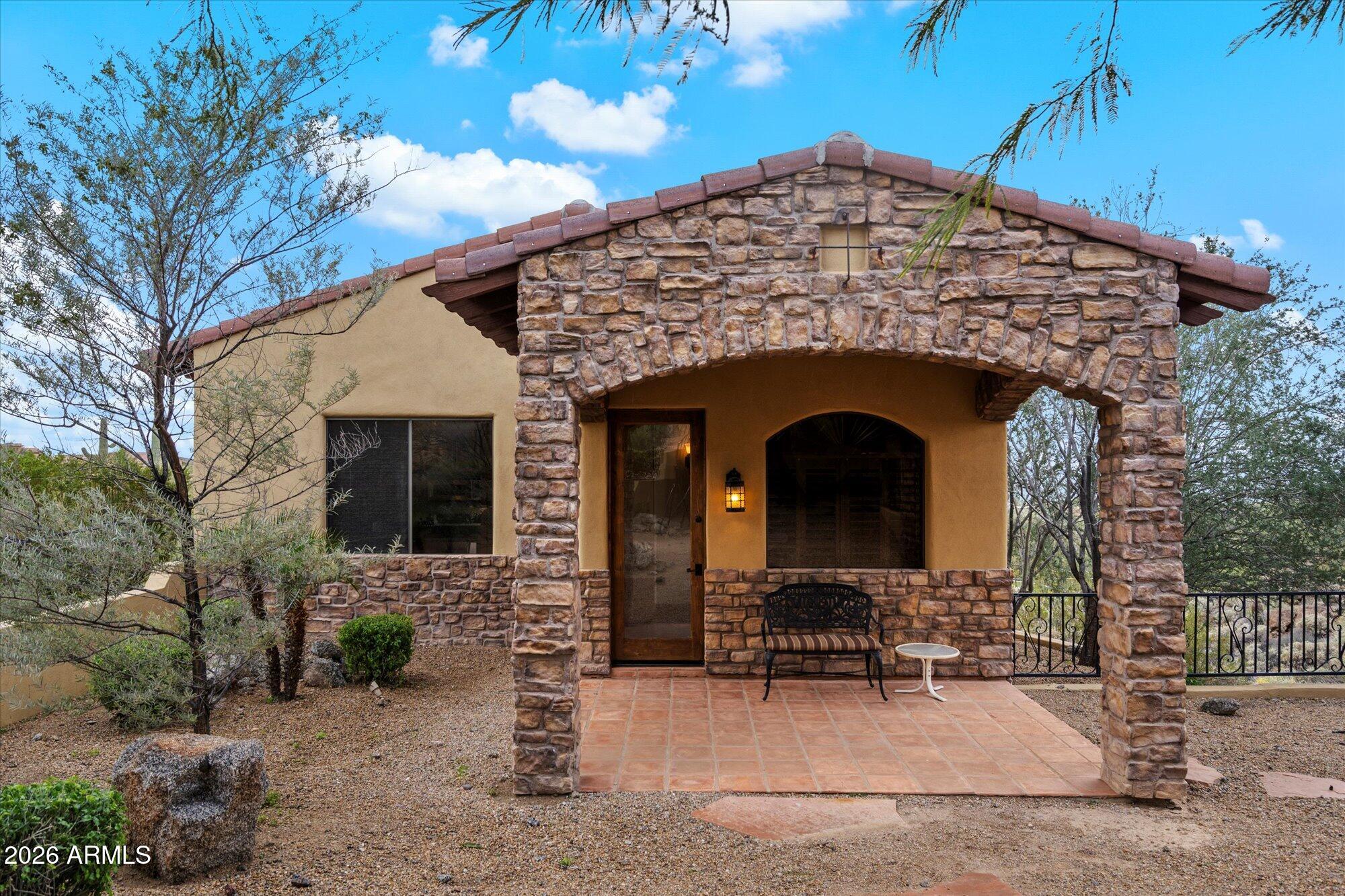 DIAMOND POINT AT LAS SENDAS MOUNTAIN - Residential