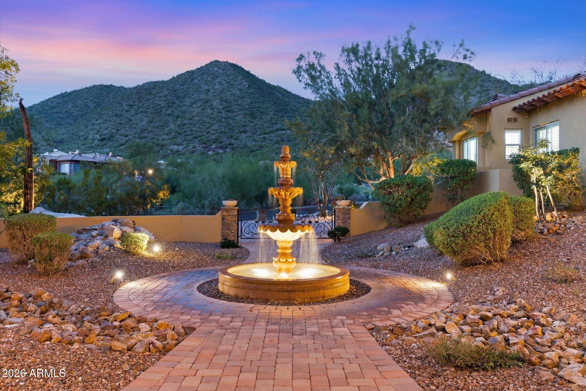 DIAMOND POINT AT LAS SENDAS MOUNTAIN - Residential