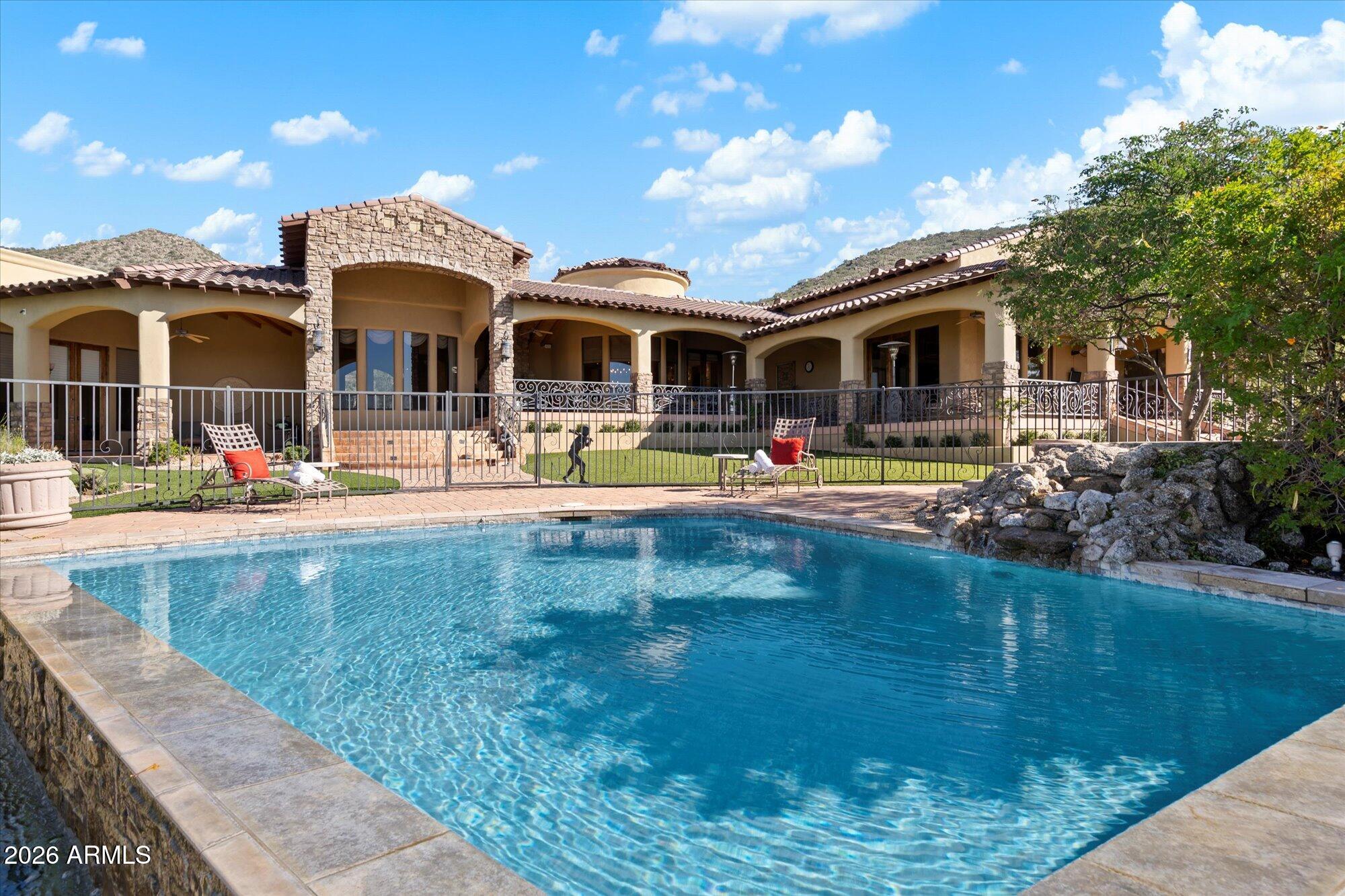 DIAMOND POINT AT LAS SENDAS MOUNTAIN - Residential