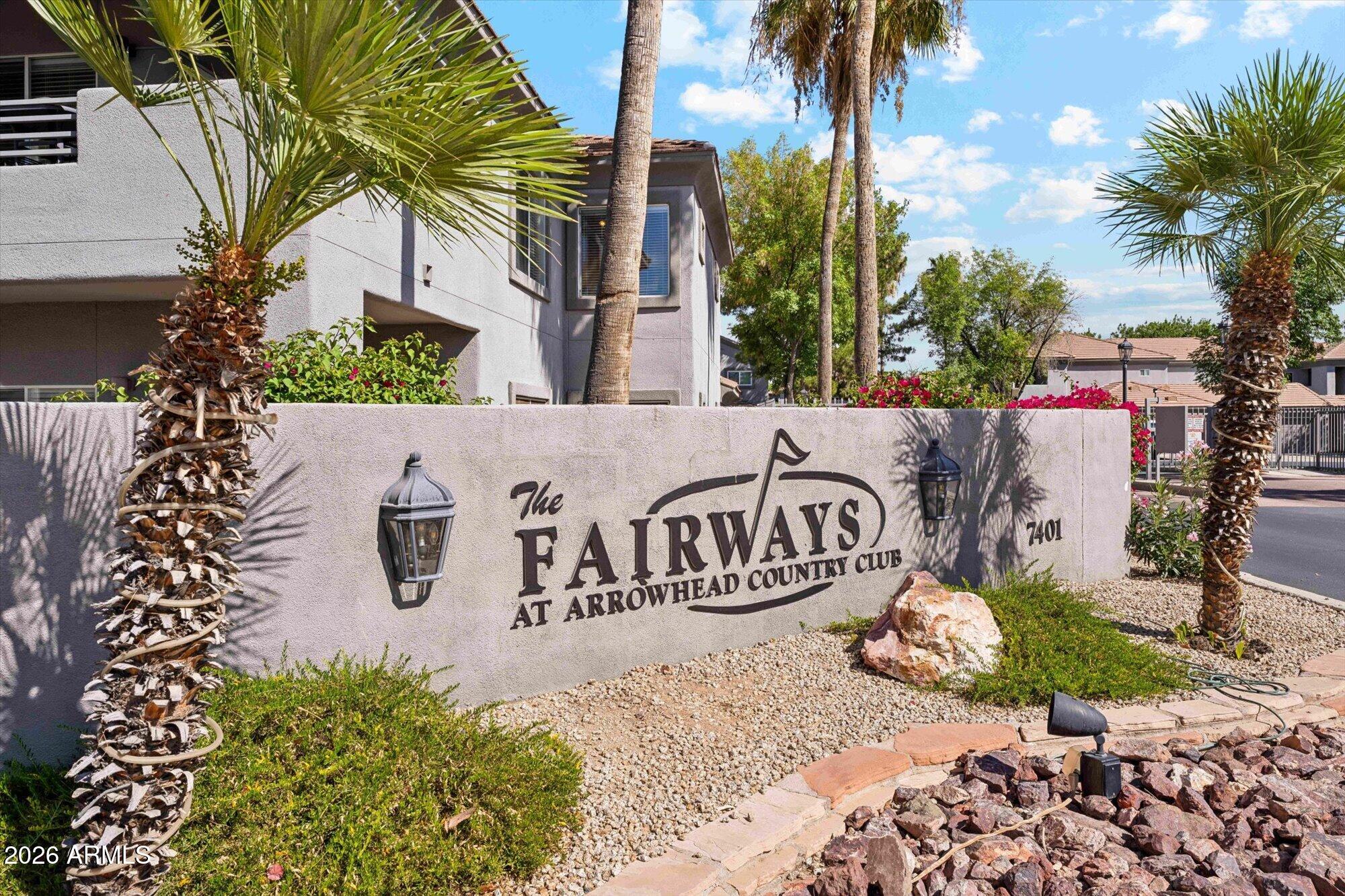 FAIRWAYS AT ARROWHEAD CONDOMINIUMS REPLAT AMD - Residential