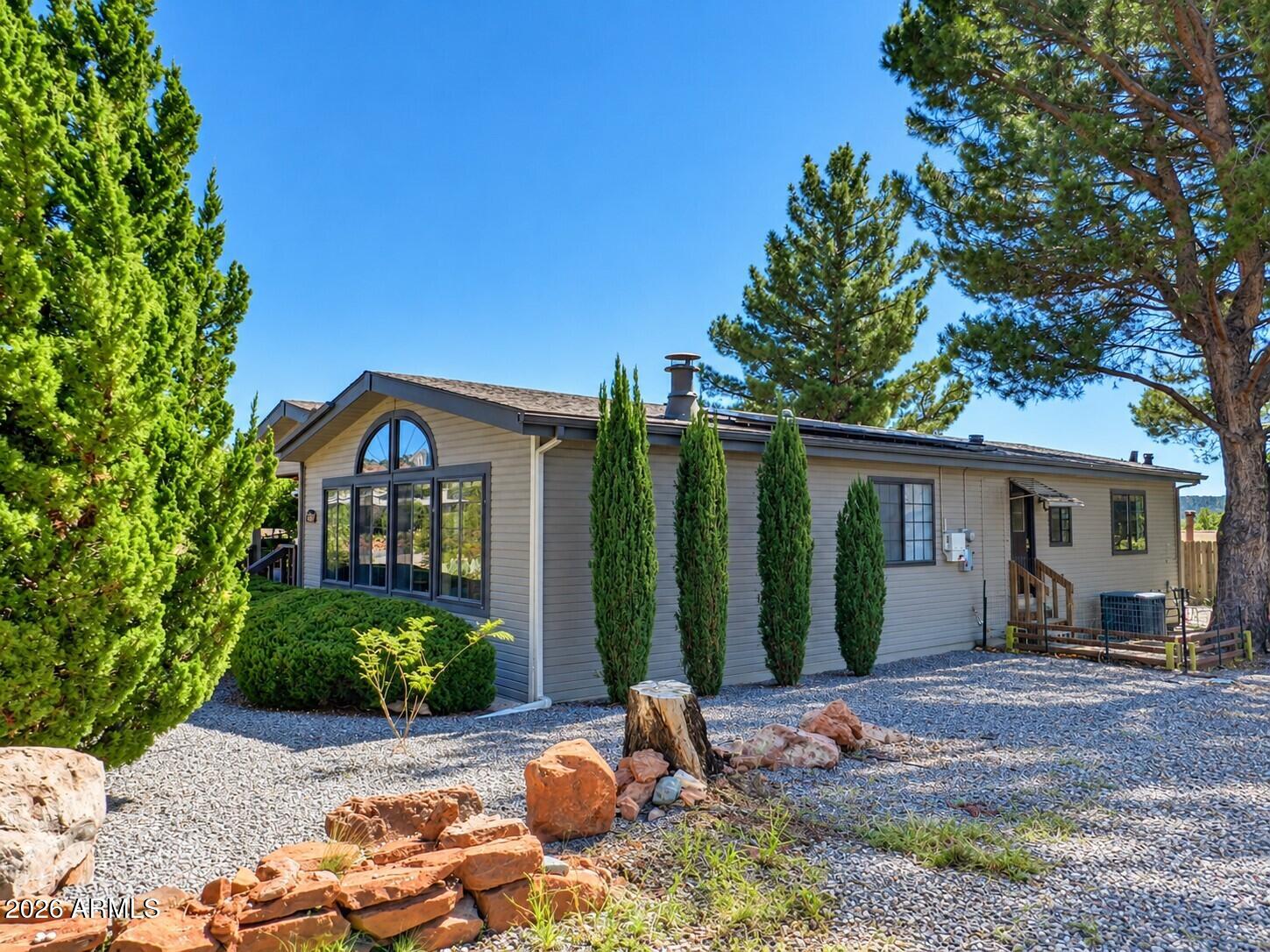 2535 SUNSHINE Drive