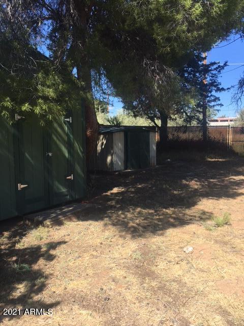 VILLAGE MEADOWS ESTATES - Residential