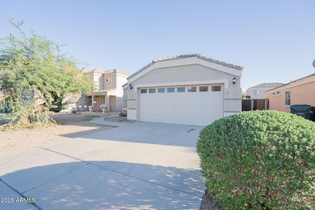 Photo of 12813 W Valentine Avenue, El Mirage, AZ 85335 (MLS # 6928049)