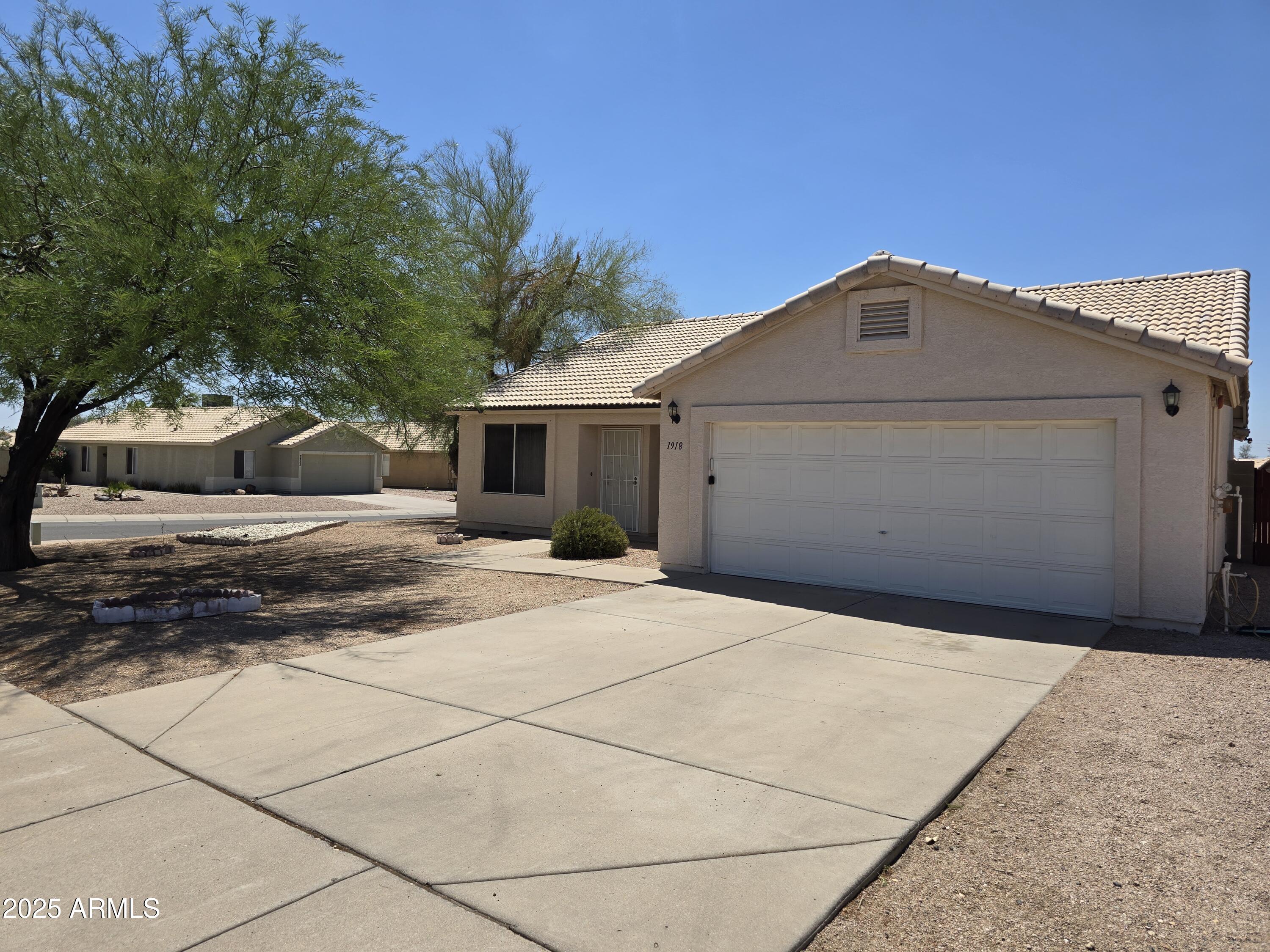 1918 S OCOTILLO Drive
