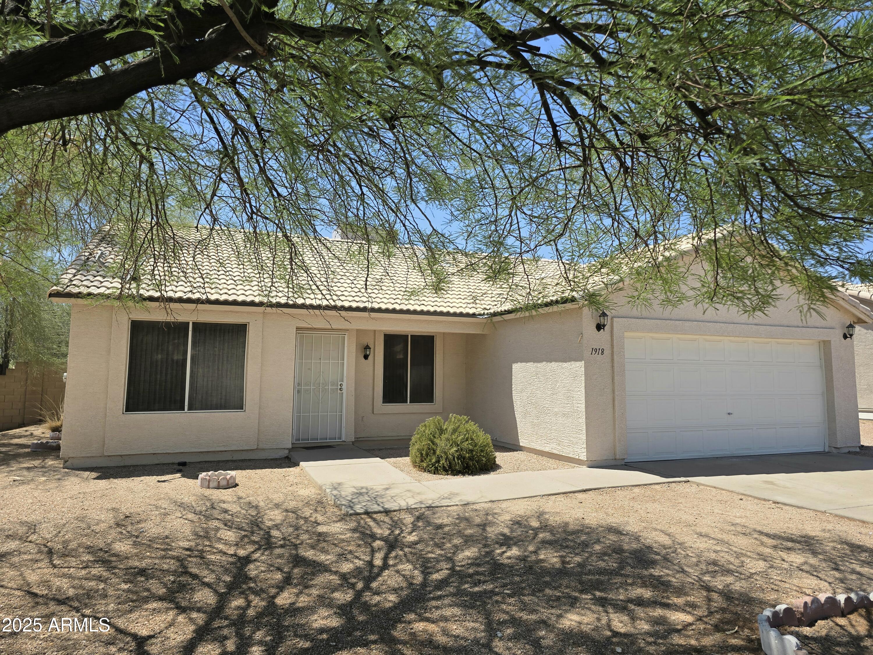 1918 S OCOTILLO Drive