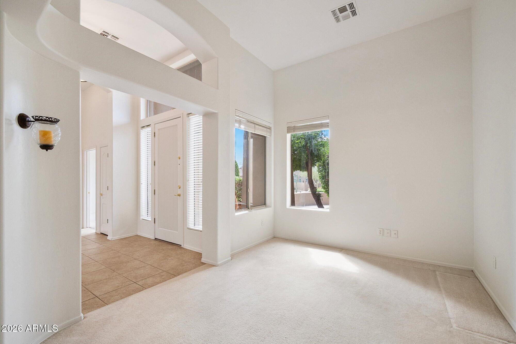 3717 N Paseo Del Sol Street