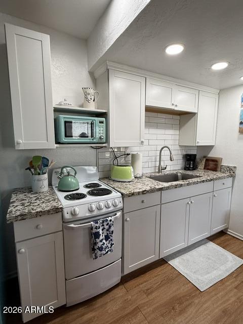 12221 W BELL Road 381