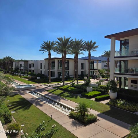 Photo of 6587 N Palmeraie Boulevard #2022, Paradise Valley, AZ 85253 (MLS # 6802018)