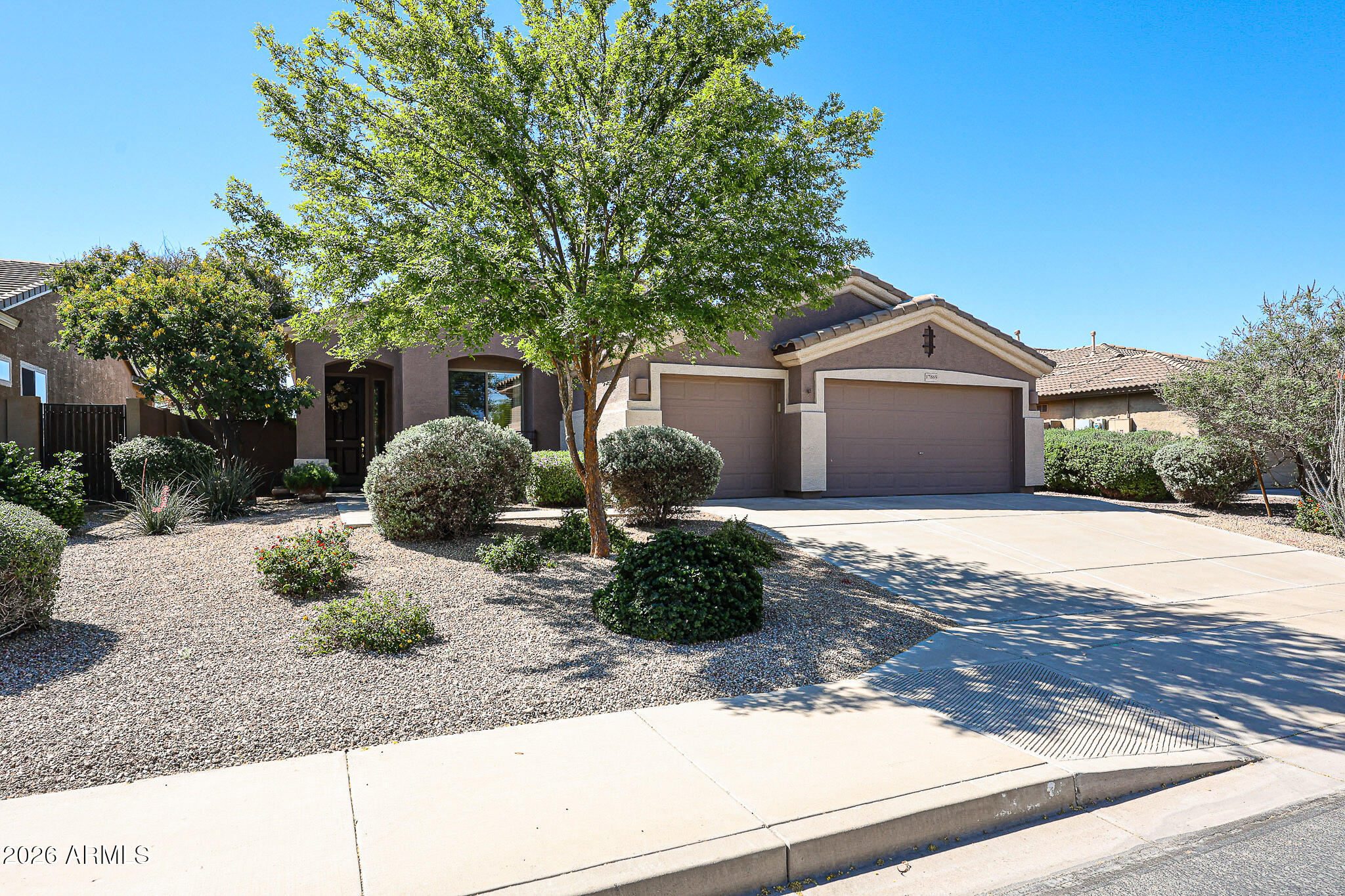 17885 W DESERT VIEW Lane