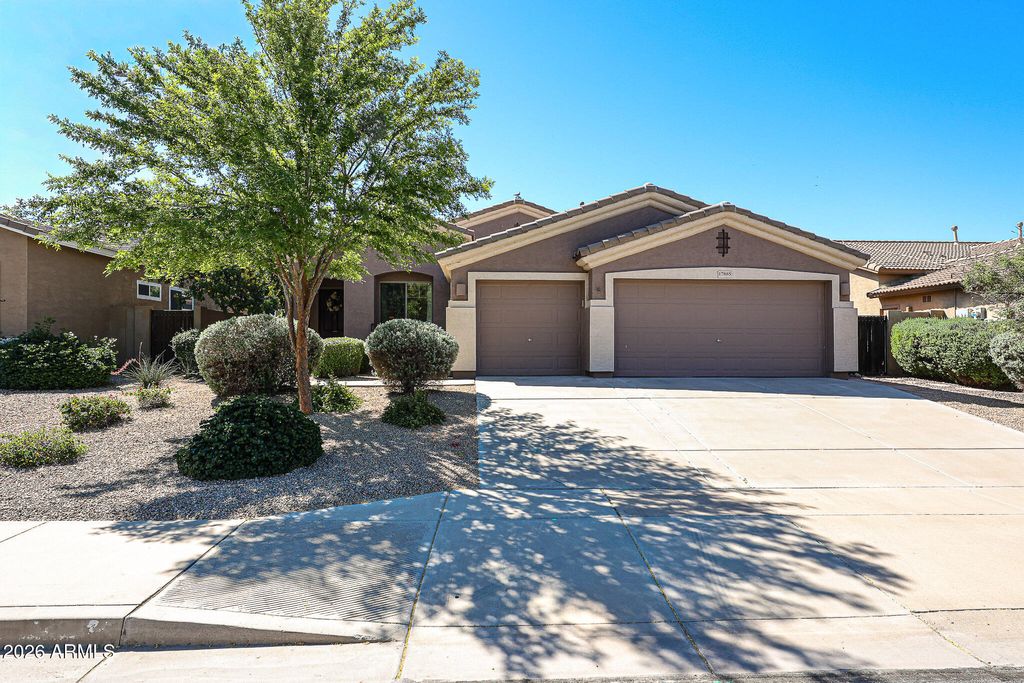 Photo of 17885 W Desert View Lane, Goodyear, AZ 85338 (MLS # 7004783)