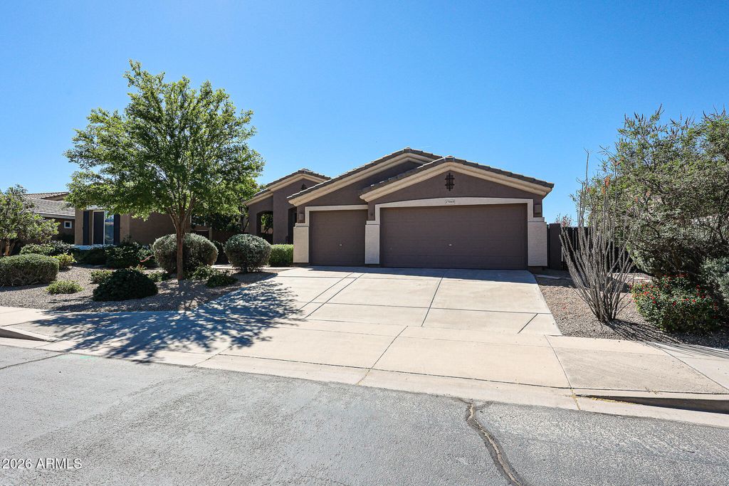 Photo of 17885 W Desert View Lane, Goodyear, AZ 85338 (MLS # 7004783)