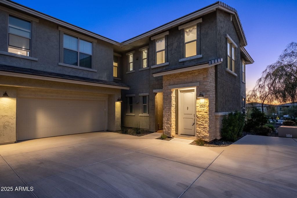 Photo of 5100 E Rancho Paloma Drive #2065, Cave Creek, AZ 85331 (MLS # 6941695)