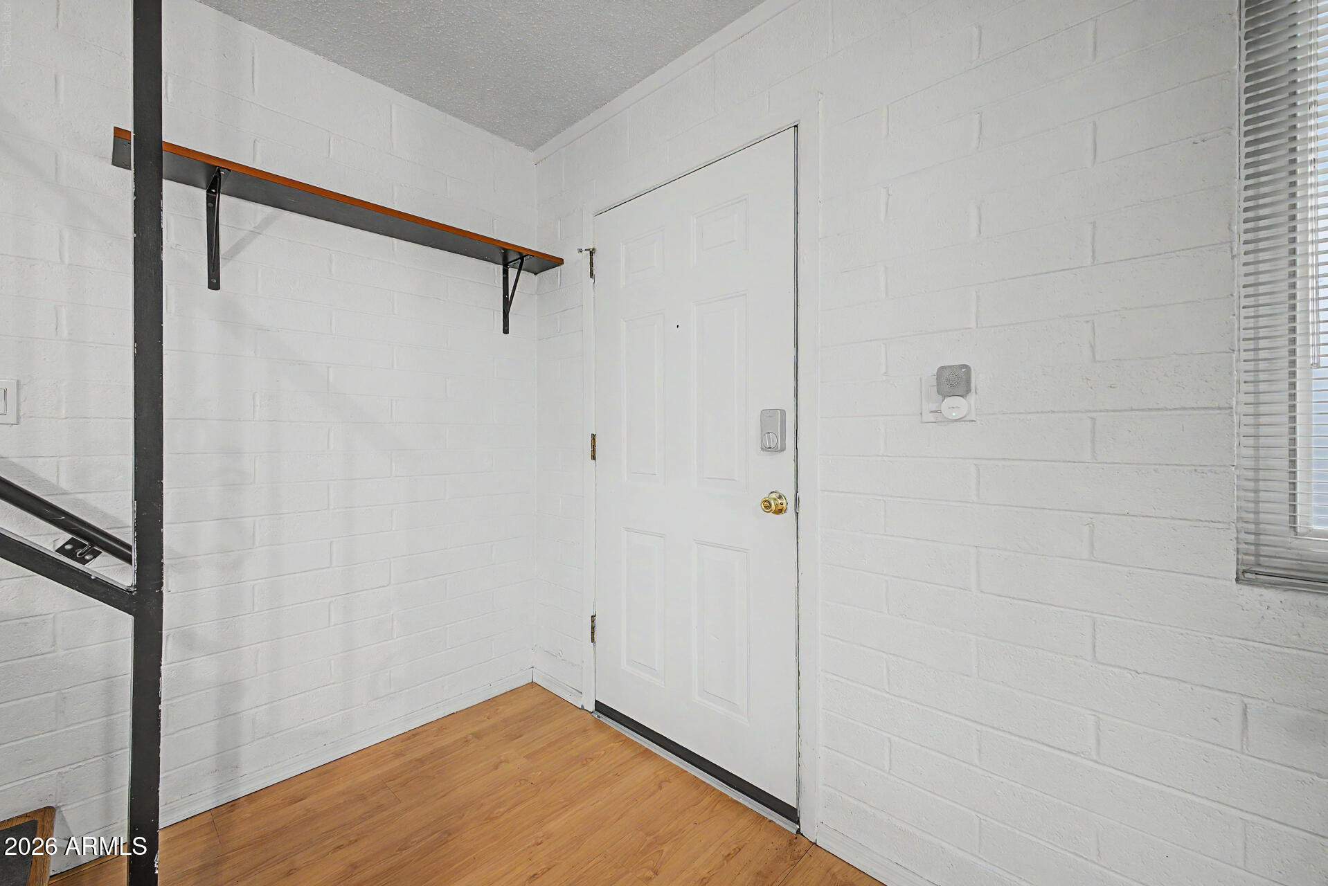 2541 W ROSE Lane A4