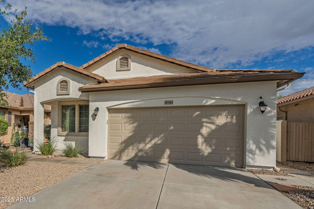 Photo of 45084 W Desert Cedars Lane, Maricopa, AZ 85139 (MLS # 6933718)