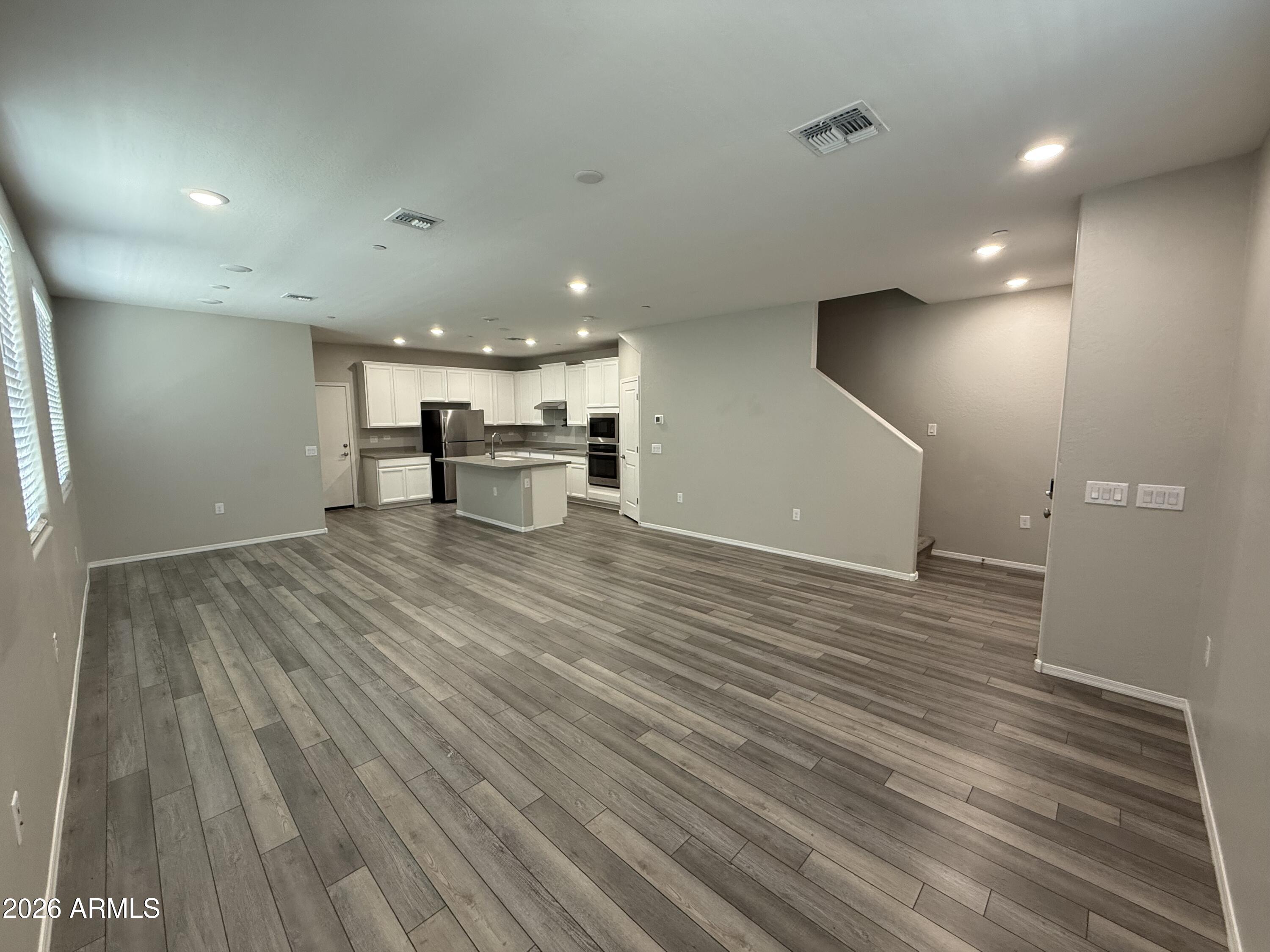 2669 S PEPPERTREE Drive 101