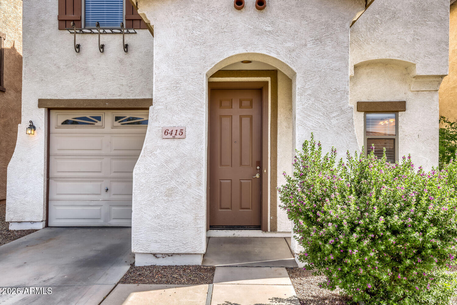 6415 W SOPHIE Lane