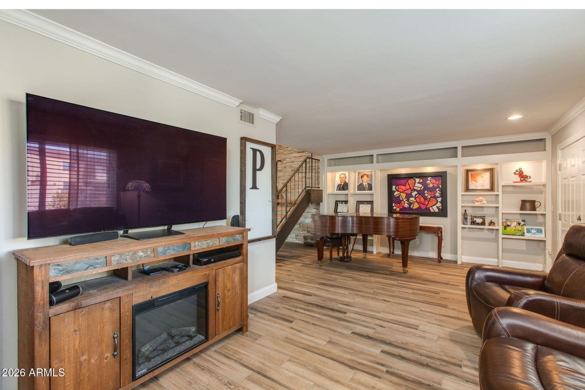 5075 N GRANITE REEF Road