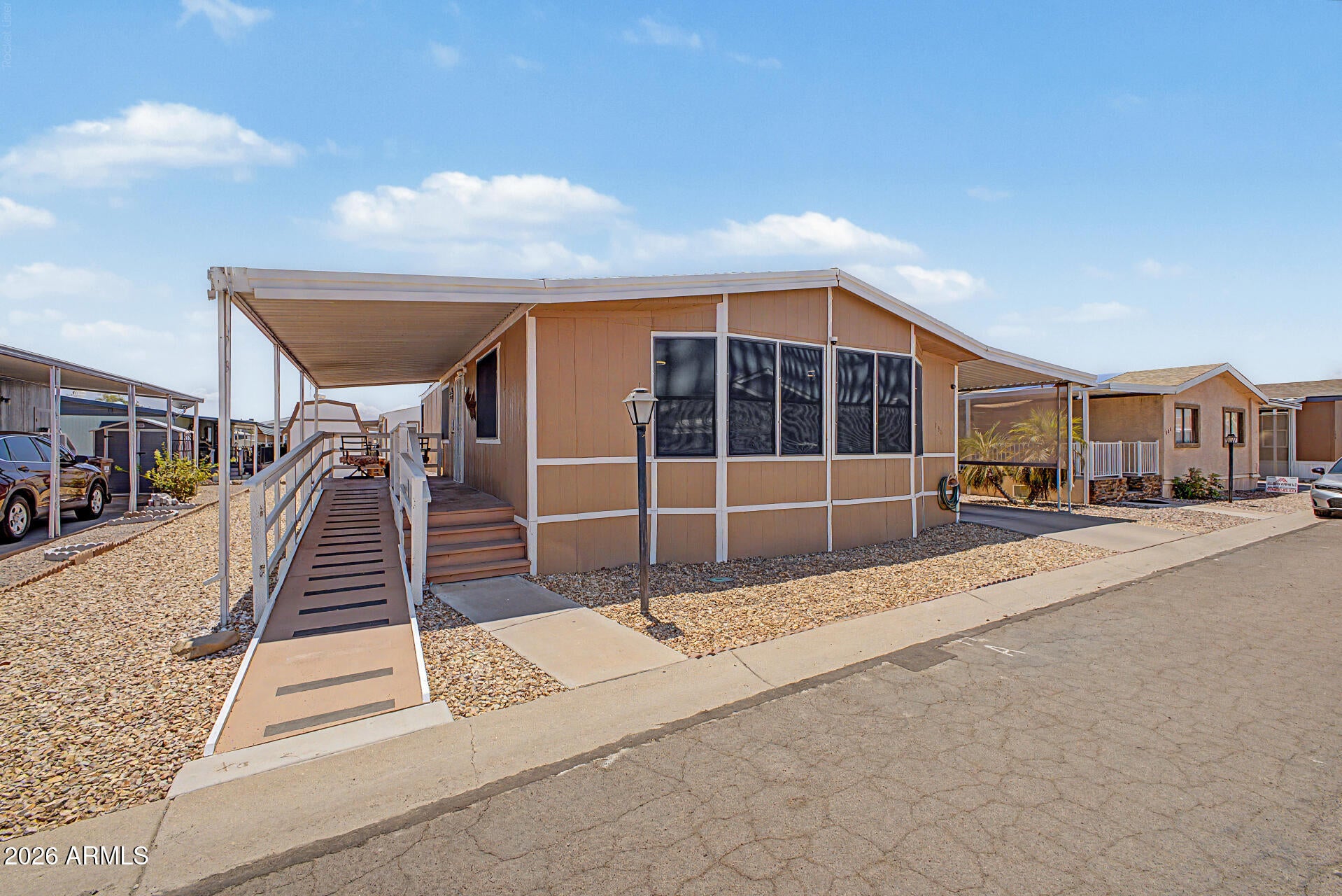 7810 W Peoria -- 136