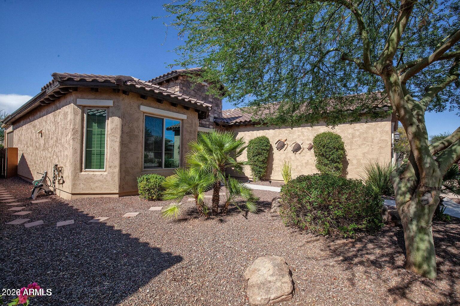 27154 W TONOPAH Drive