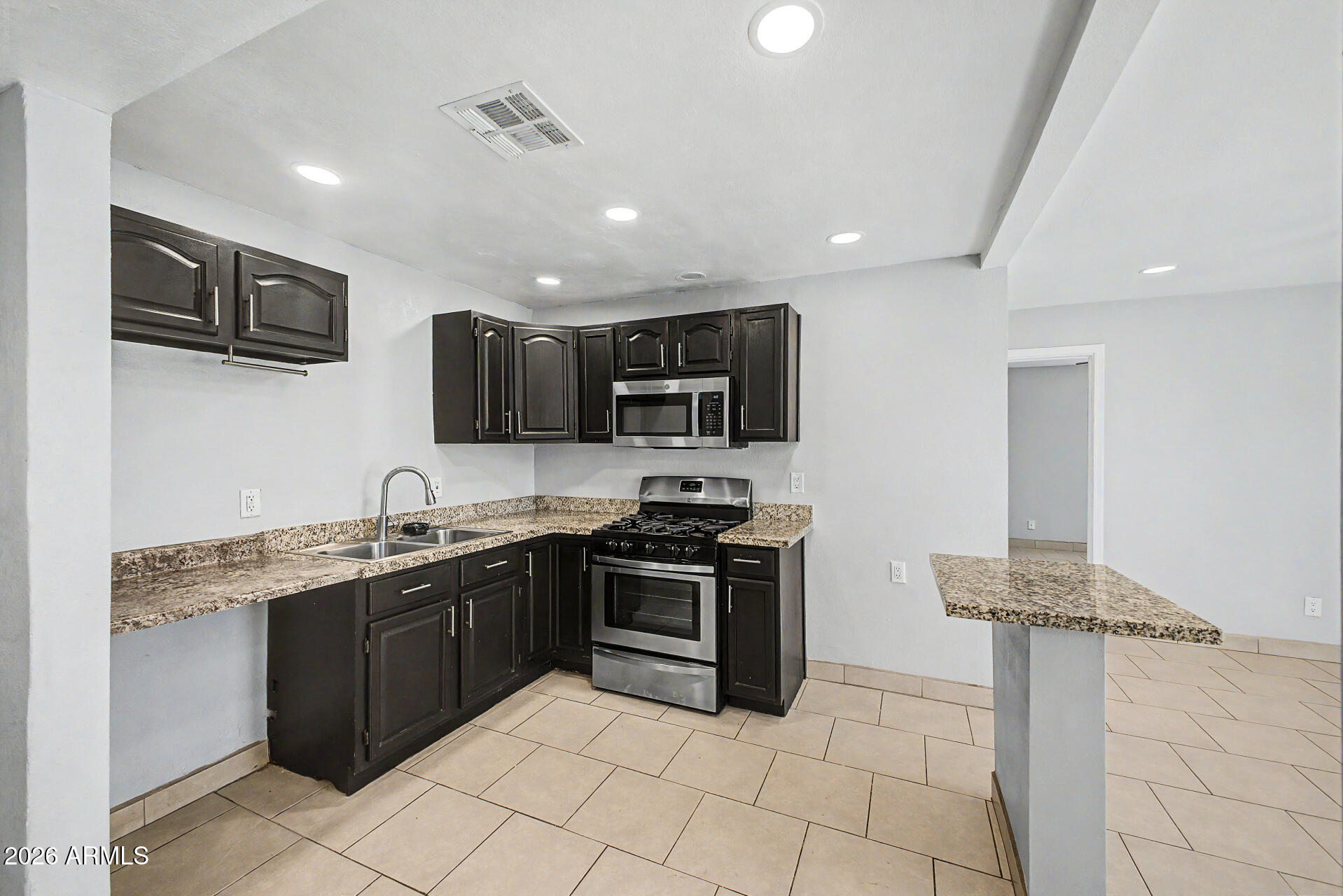 VISTA INCOME ESTATES UNIT 3 - Residential